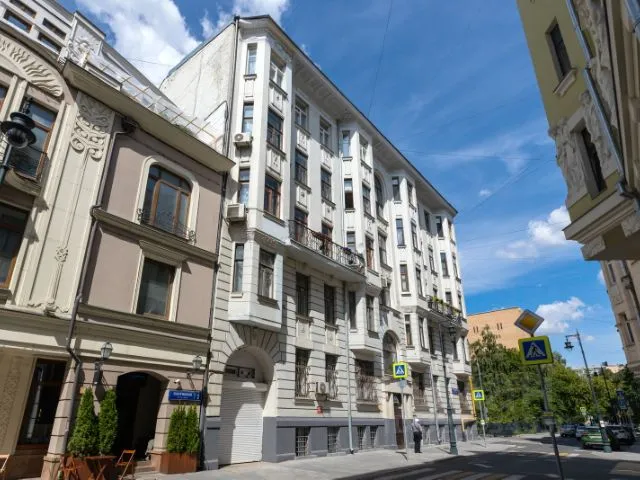 Продажа 5-к квартиры, 190  км.м., 4/5 этаж