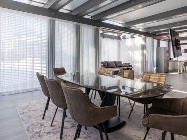 Дом (продажа), 360  км.м. на участке 12  сот